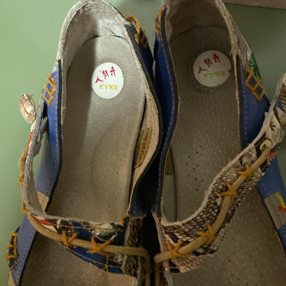 EUC TMA Eyes blue red colorful Mary Jain Flats made for Germany 8 - Picture 7 of 10